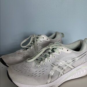 Asics White and Silver Athletic Shoes with Breathable Design